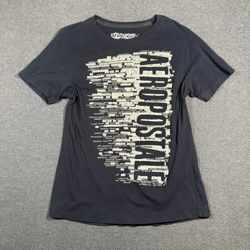 Y2K Aeropostale Men’s Medium vertical appliqué logo graphic pauly d core